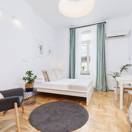 Private Parking - Old Town - Sw Krzyza 16 Street Apartment Krakow Exterior photo