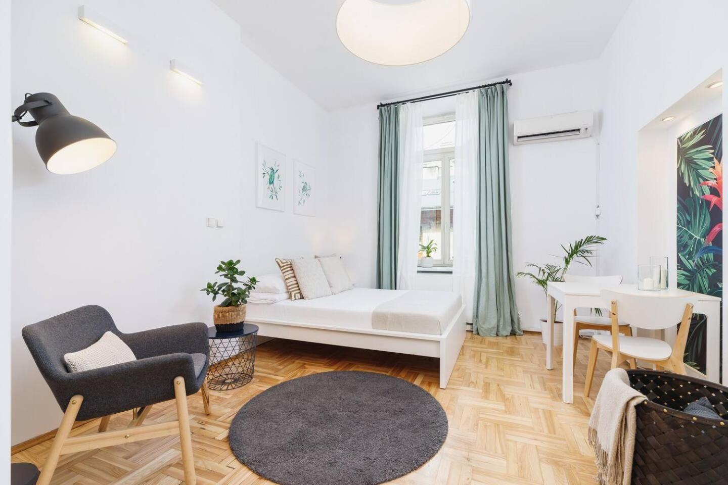 Private Parking - Old Town - Sw Krzyza 16 Street Apartment Krakow Exterior photo